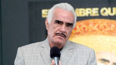 hijo de vicente fernandez confiesa la enfermedad de su padre