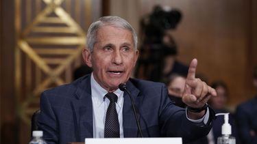 Fauci cree que 3ra dosis comenzaría el 20 de septiembre
