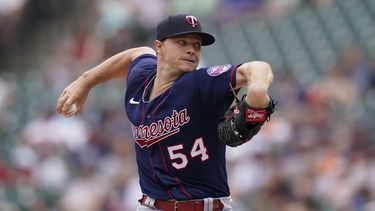 Mellizos barren serie de 2 juegos ante Tigres