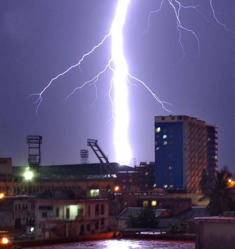 Cuba es el país de América Latina donde más personas mueren víctimas de los rayos por cada millón de habitantes.