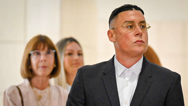 exesposa de reguetonero cosculluela alega que el cantante le pego embarazada