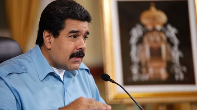 En cadena nacional, el presidente Nicolás Maduro se refirió a la sanción aprobada del senado de Estados Unidos contra funcionarios venezolanos. El mandatario se dirigió a Obama y lo invitó a recuperar la ?cordura?.
