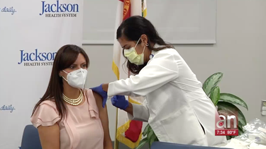 vicegobernadora de la florida promueve la vacunacion contra la gripe