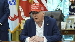 El presidente Donald Trump habla en el Despacho Oval de la Casa Blanca, en Washington, el viernes 22 de agosto de 2025. (AP Foto/Jacquelyn Martin)