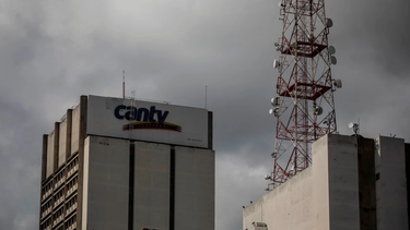 una fuerte caida del servicio estatal de internet en venezuela dejo sin conexion a miles de personas