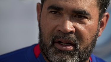 Guillén: Peloteros de MLB no deberían jugar en Venezuela