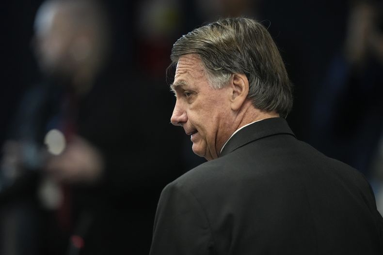 El expresidente brasileño Jair Bolsonaro en el Supremo Tribunal en Brasilia el 10 de junio del 2025. (AP foto/Eraldo Peres)