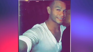 lucha por su vida joven gravemente lesionado