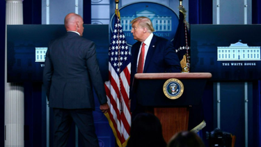 Donald Trump fue evacuado de una conferencia de prensa por un tiroteo en las inmediaciones de la Casa Blanca
