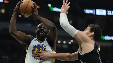 Green, de Warriors, dice que fanático de Bucks lo amenazó