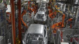 Una fábrica de BMW en Múnich, Alemania, el 22 de octubre del 2021. (AP foto/Matthias Schrader)