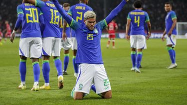 Racismo empaña goleada de Brasil a Túnez en París