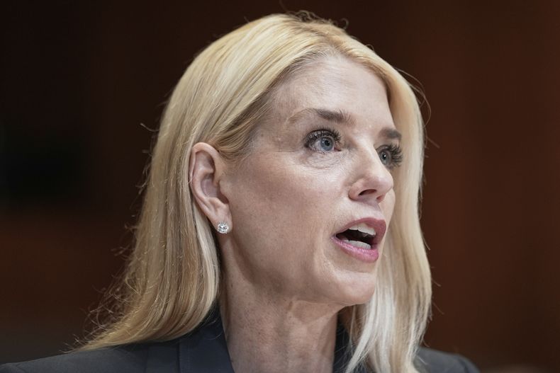 La secretaria de Justicia estadounidense Pam Bondi en el Congreso en Washington el 25 de junio del 2025. (AP foto/Mariam Zuhaib)