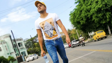excarcelan a yoan de la cruz, el joven que transmitio las protestas del 11j en san antonio de los banos