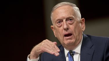 Mattis: EEUU debe seguir en el acuerdo nuclear con Irán