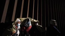 eeuu: juez ordena suspender orden del titulo 42 en frontera