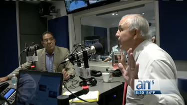 se caldean los animos en un debate radial entre el alcalde carlos gimenez y el comisionado xavier suarez