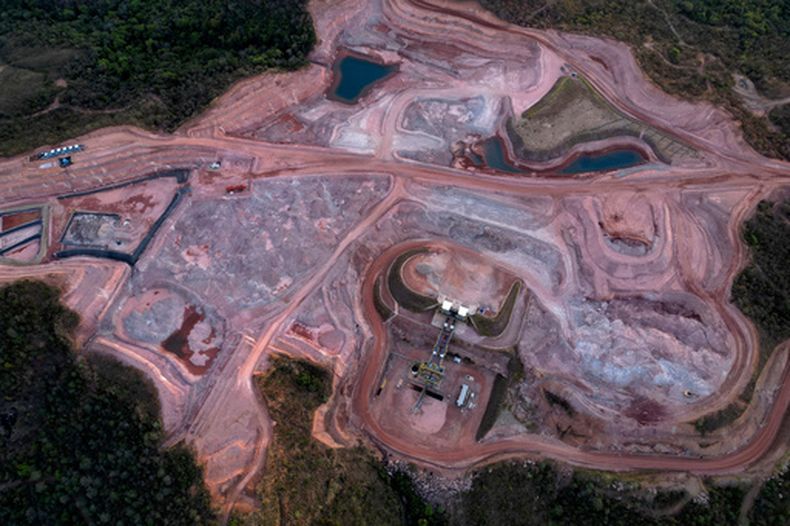 Una mina de Serra Verde Mining en Minacu, en el estado de Goias, Brasil, el 28 de julio del 2025. (AP foto/Eraldo Peres)