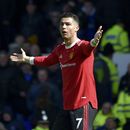 Policía investiga a Cristiano por arrancar teléfono de fan
