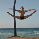 Dos bailarines cubanos se escapan en México y pasan a EE.UU.