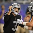 Raiders vencen a Jaguars en Partido del Salón de la Fama