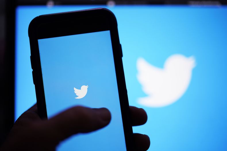 AMN-GEN TWITTER-DENUNCIANTE
