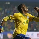 Justicia de Brasil ordena que Robinho entregue el pasaporte tras acusación por violación en Italia