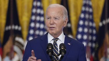 En esta imagen de archivo, el presidente de Estados Unidos, Joe Biden, comparece en la Sala Este de la Casa Blanca, en Washington, el 4 de junio de 2024. (AP Foto/Manuel Balce Ceneta)