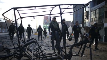 Perú: un juez decidirá en la tarde sobre prisión de Castillo