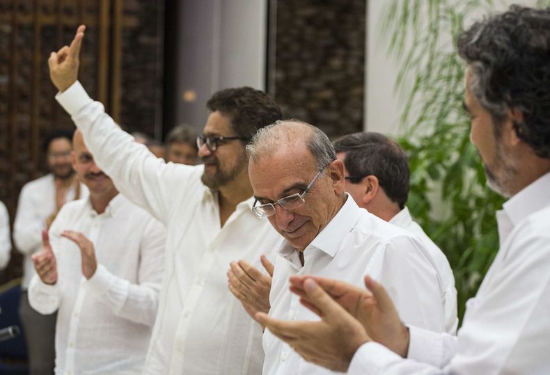 CAR-GEN_COLOMBIA_PAZ-0.jpg