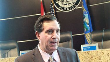 americateve | Joe Carollo, administrador de Doral, dijo hoy en una conferencia de prensa que está seguro de que será despedido el lunes en una sesión convocada por el concejo de la ciudad.