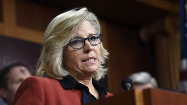 Cheney no renunciará tras censura de republicanos de Wyoming