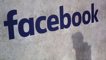 Facebook: Plan de EEUU de abrir perfiles falsos viola reglas