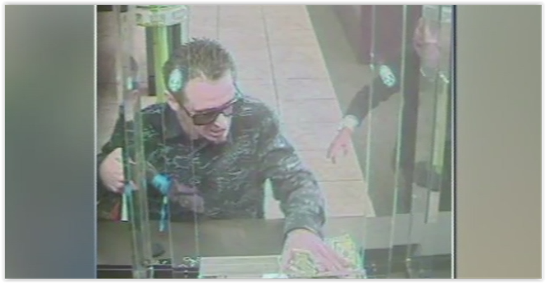 HOMBRE ASLTA BANCO.PNG