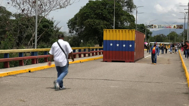 venezuela y colombia se preparan para la reapertura de sus fronteras y la reactivacion de los vuelos comerciales