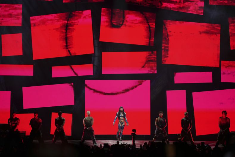 Katy Perry durante su concierto en la Arena CDMX en la Ciudad de México el miércoles 23 de abril de 2025. (Foto AP/Fernando Llano)