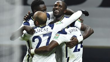 Tottenham vence a Brentford; avanza a final de Copa de Liga