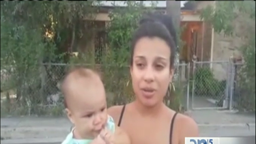 madres cruzan fronteras desde ecuador con sus hijos en brazos