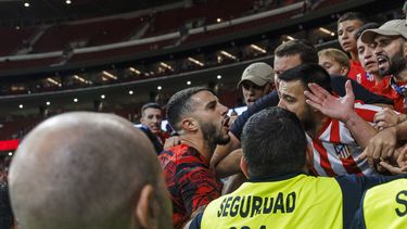 Atlético: Liga española investiga insultos a Mario Hermoso