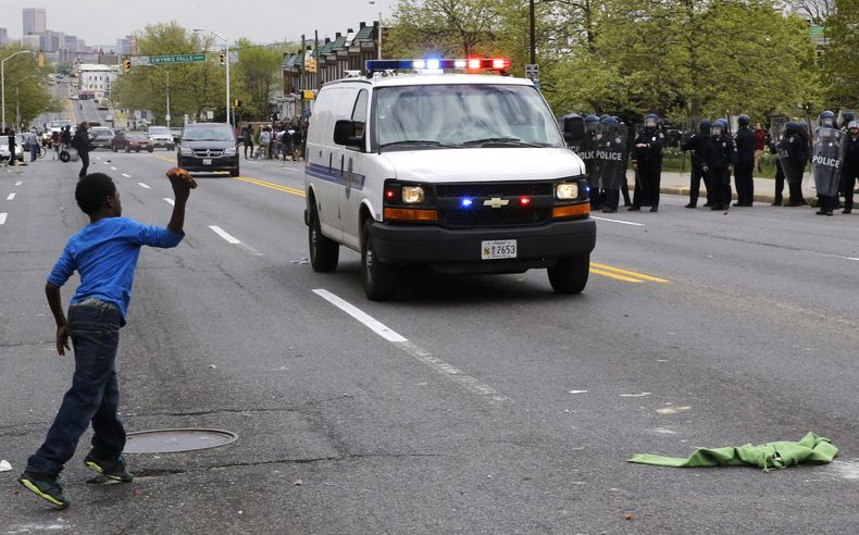 AMN-GEN_BALTIMORE-POLICIA_MUERTE-3.jpg