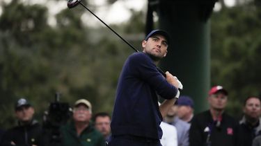 Scheffler toma ventaja en Masters; Woods pasa el corte