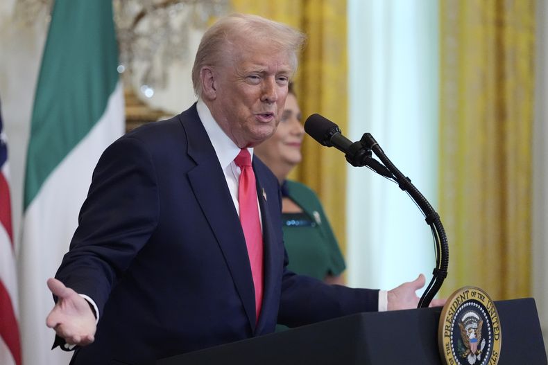 El presidente estadounidense Donald Trump en un evento en la Casa Blanca en Washington el 12 de marzo del 2025. (Foto AP/Alex Brandon)