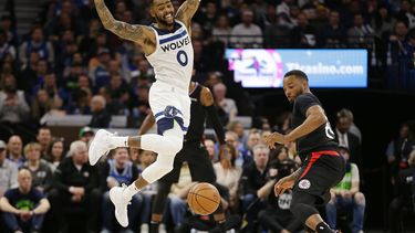 Edwards y Russell guían a Wolves ante Clippers en play-in