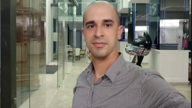 Yoandy Riverón, oficial Cristian y dueño de un negocio privado en Camajuaní. Y. RIVERÓN / FACEBOOK