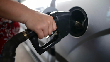 el daco informa de una nueva baja en el precio de la gasolina