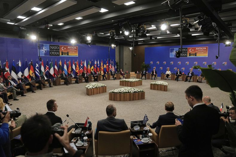La reunión de ministros de exteriores de la OTAN en Antalya, Turquía, el 15 de mayo del 2025. (AP foto/Khalil Hamra)