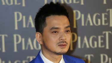 Detenido por corrupción un cantante y activista de Hong Kong