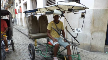 americateve | Trabajadores privados en Cuba creen que un levantamiento del embargo estadounidense a la isla no representaría necesariamente un beneficio para una mayoría de los cubanos.