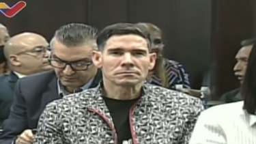parece a don ramon: winston vallenilla reaparecio con radical cambio
