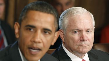 americateve | gates-and-obama-head-shot.jpg